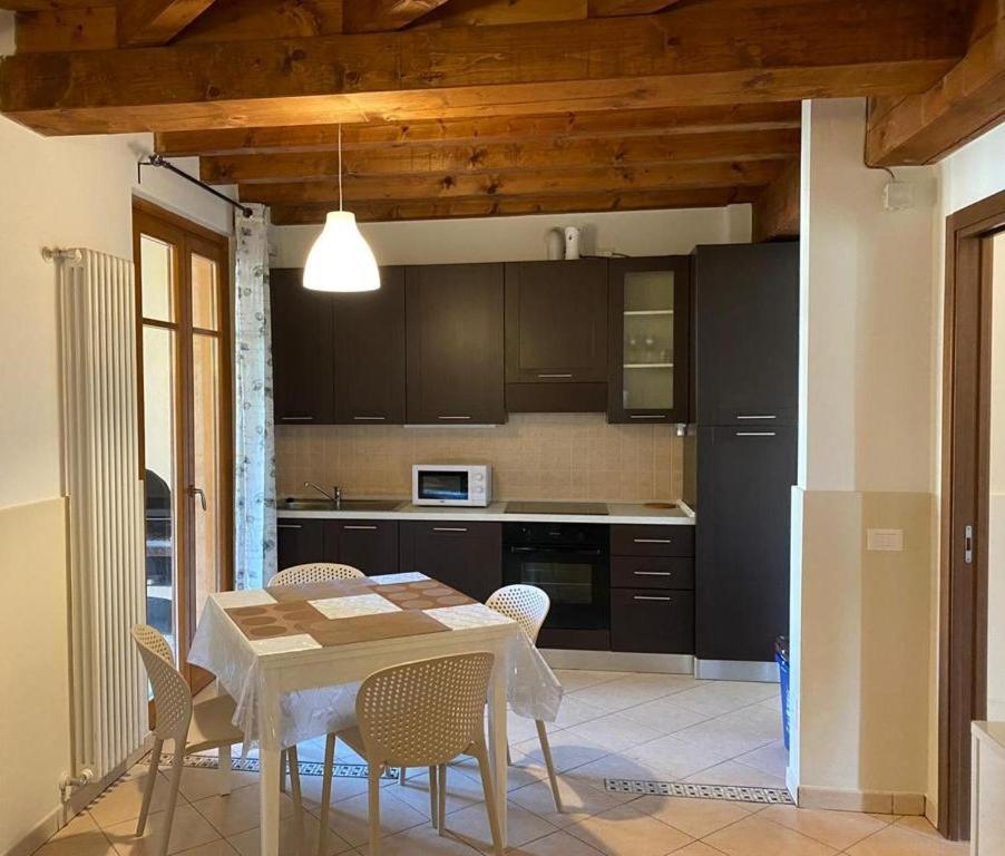 מנרבה דל גארדה Luxury Apartments - Le Fate - Residence With Pool מראה חיצוני תמונה