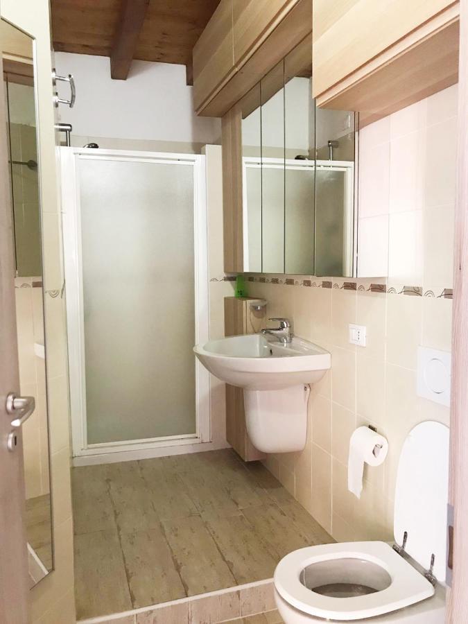 מנרבה דל גארדה Luxury Apartments - Le Fate - Residence With Pool מראה חיצוני תמונה