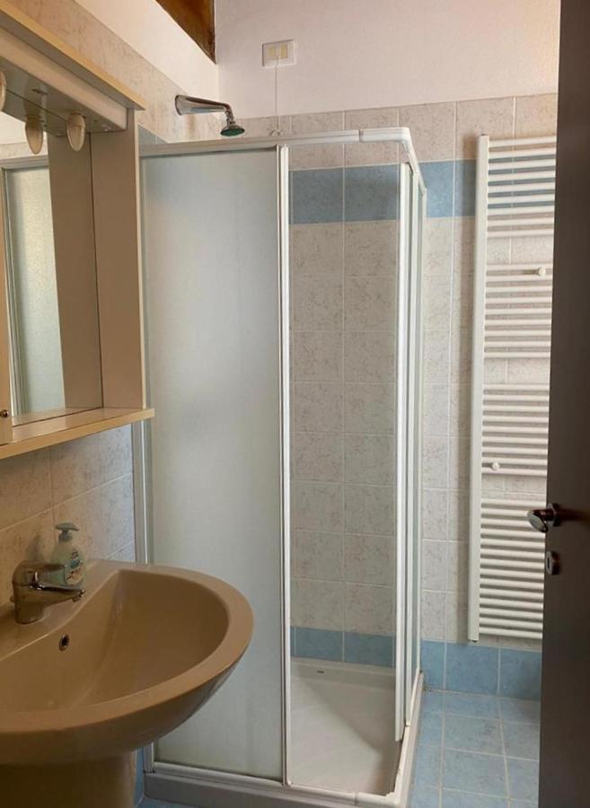 מנרבה דל גארדה Luxury Apartments - Le Fate - Residence With Pool מראה חיצוני תמונה